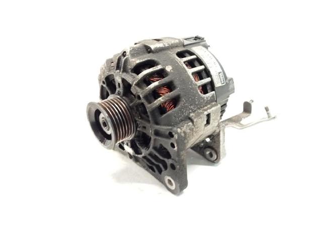 03D903025H Alternador  disponible Málaga