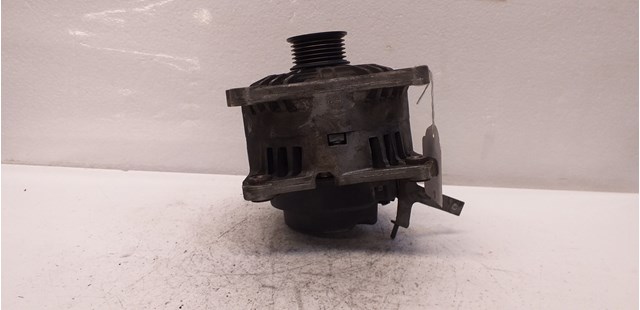 VAG 03D903025J Alternador  en stock Valencia