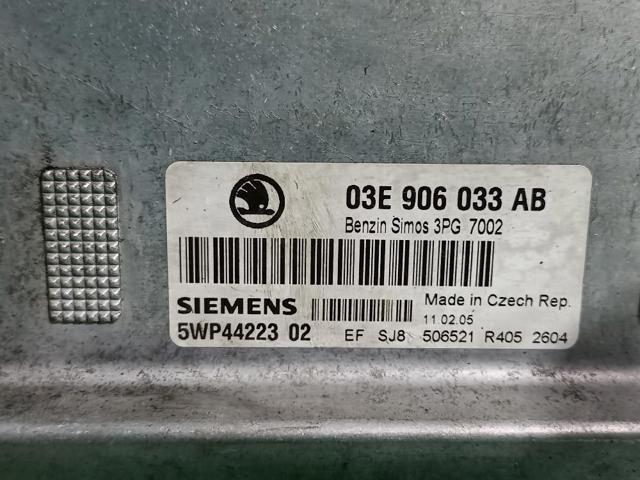 03E906033 VAG Unidad de control del motor (ECU)  disponible Vigo