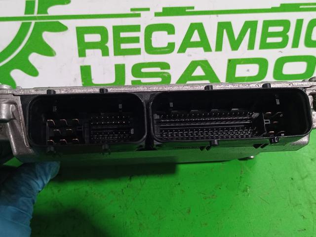 03E906033 Unidad de control del motor (ECU)  disponible Utrera