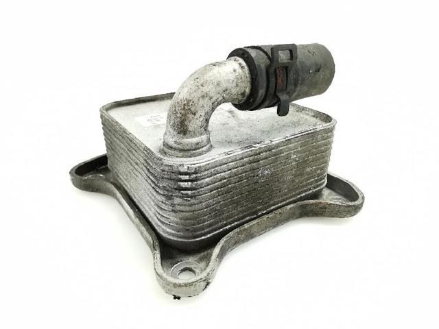 Radiador de aceite debajo del filtro 03F117021A VAG
