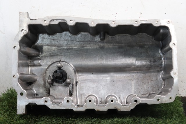 03G103603AB VAG Cárter de aceite del motor  en stock Córdoba