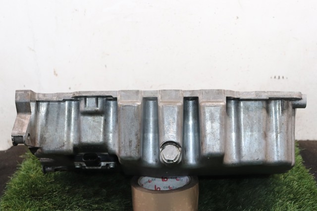 VAG 03G103603AB Cárter de aceite del motor  en stock Terrassa