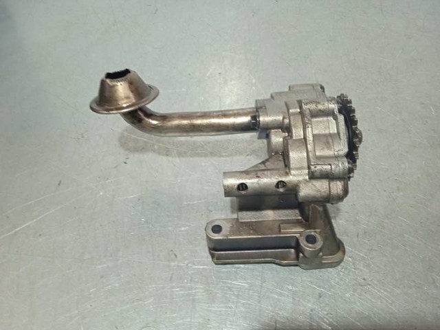 03G115105 VAG Bomba De Aceite  en stock Gandía