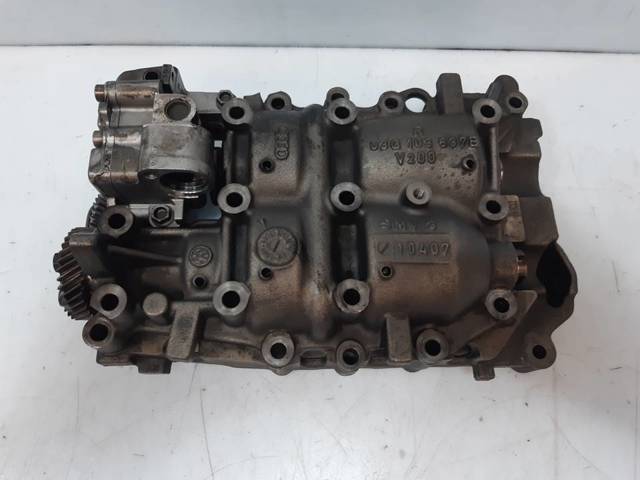 Bomba de aceite del motor A4  sedán (2007-2015) original desde 88,85 €