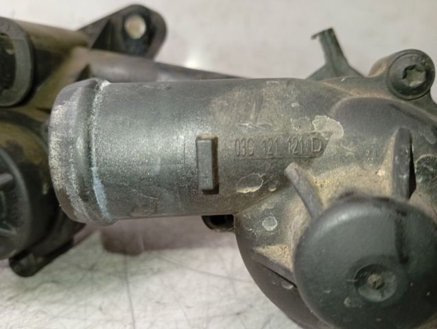 03G121121D VAG Tapa de termostato  disponible Alicante