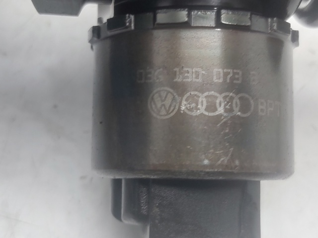 03G130073B Inyector comprar Almería