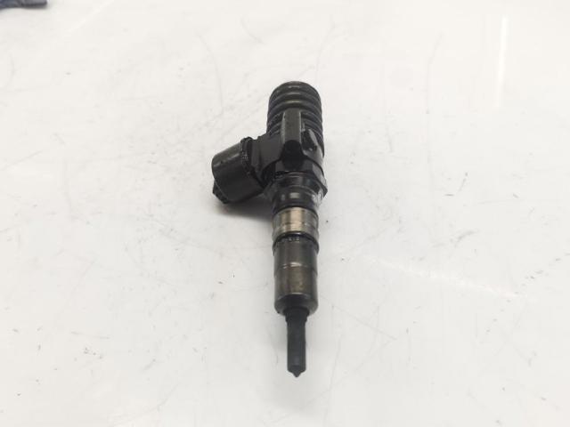 03G130073B Inyector de combustible  comprar en Pontevedra