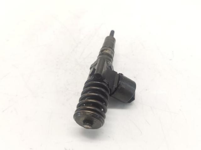 VAG 03G130073B Inyector de combustible  disponible Valladolid