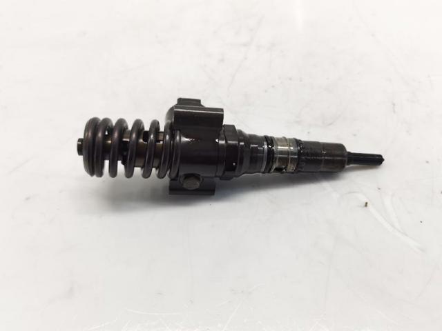 VAG 03G130073G Inyector de combustible  disponible Valladolid