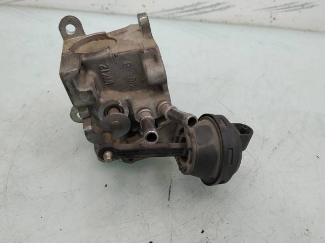 VAG 03G131063F Válvula reguladora EGR comprar Pamplona