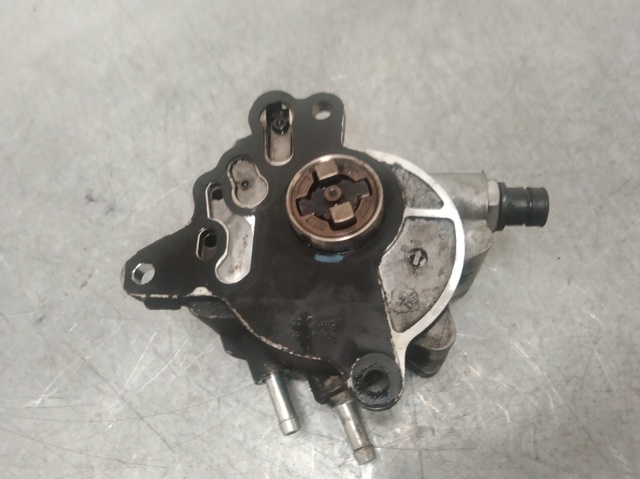 03G145209 VAG Bomba tándem de combustible  en stock Gandía