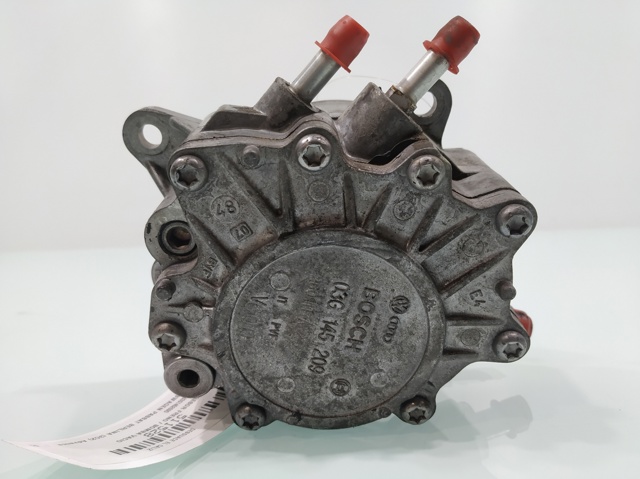 03G145209D Bomba tándem de combustible comprar Almería