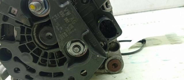 VAG 03G903016E Alternador  disponible Lugo