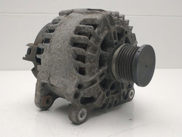 03G903016G VAG Alternador  comprar en Oviedo