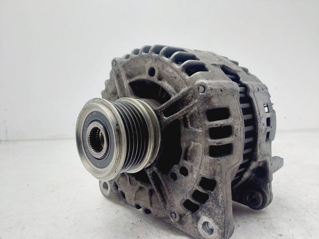 03G903023 VAG Alternador  comprar en Jaén