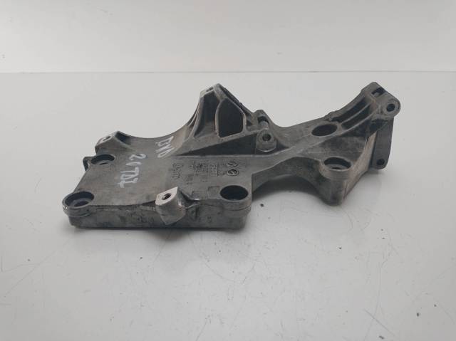 03G903143A VAG Soporte del alternador  disponible Alicante