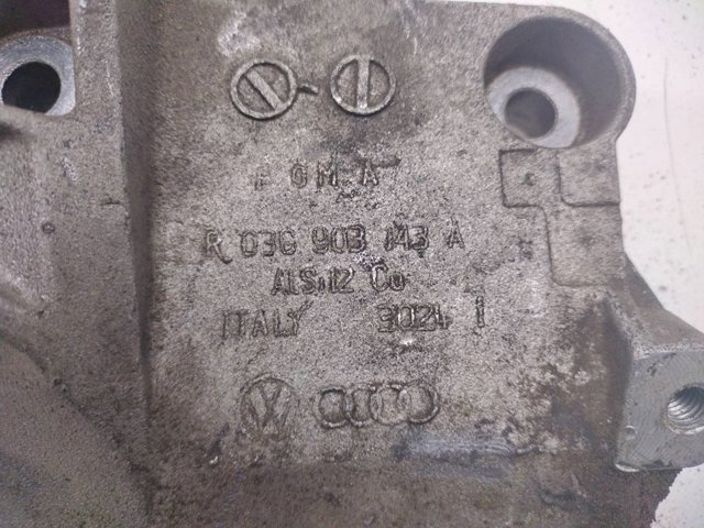 03G903143A Soporte del alternador comprar Sevilla