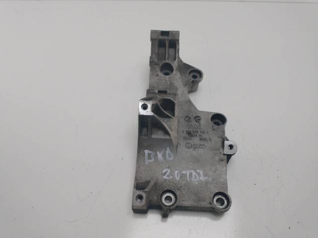 03G903143A Soporte del alternador  en stock Castellón