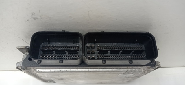 VAG 03G906013K Unidad de control del motor (ECU)  comprar en Ponferrada