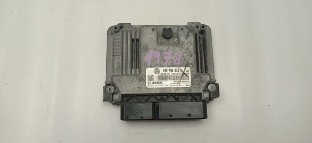 VAG 03G906013K Unidad de control del motor (ECU)  comprar en Ponferrada