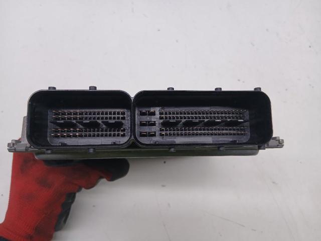 03G906018CE Unidad de control del motor (ECU)  disponible Burgos