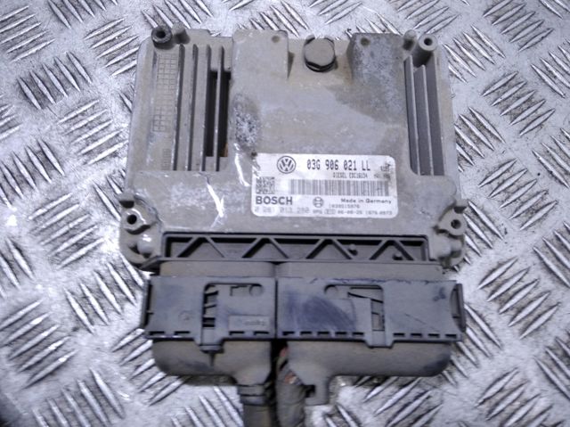 03G906021LL Unidad de control del motor (ECU)  disponible Málaga