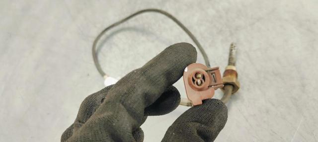 VAG 03G906088K Sensor de temperatura de gases de escape antes del filtro de partículas comprar Barcelona