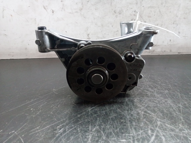 VAG 03L115105C Bomba de aceite  comprar en Albacete