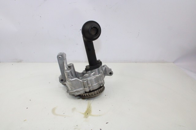 03L115105C VAG Bomba de aceite  comprar en Oviedo