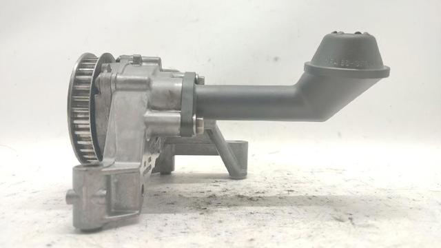 VAG 03L115105C Bomba De Aceite  en stock Terrassa