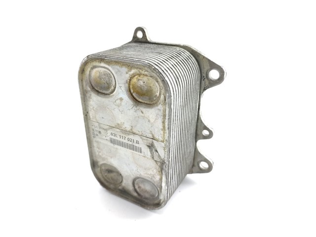 VAG 03L117021B Radiador de aceite debajo del filtro  en stock Valencia