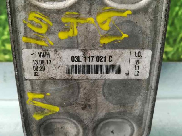 VAG 03L117021C Radiador de aceite debajo del filtro  en stock Salamanca