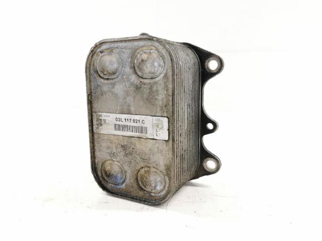 VAG 03L117021C Radiador de aceite debajo del filtro  en stock Salamanca