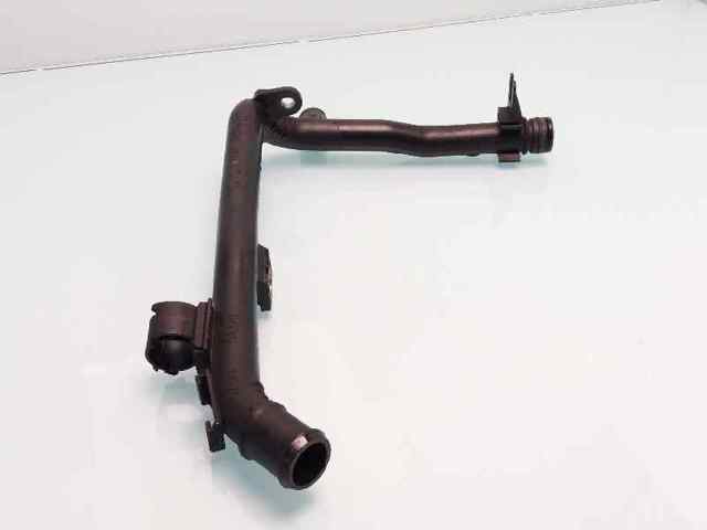 Manguera (conducto) del sistema de refrigeración Volkswagen Passat 362
