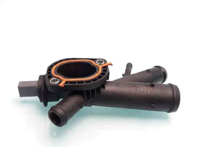 VAG 03L121131AA Brida del sistema de refrigeración (triple unión)  comprar en Murcia