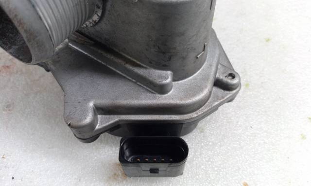 03L128063Q Cuerpo de aceleración completo  disponible Málaga