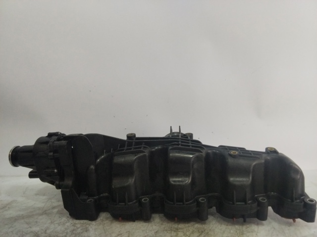 03L129711 Colector de admisión comprar Almería