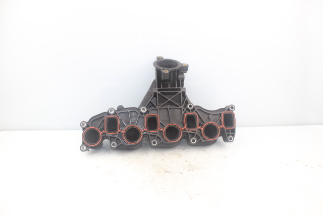 03L129711 VAG Colector de admisión  comprar en Jaén