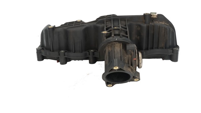 03L129711 Colector de admisión  disponible Utrera