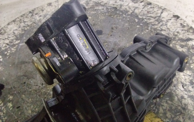 03L129711AL VAG Colector de admisión  disponible Vigo