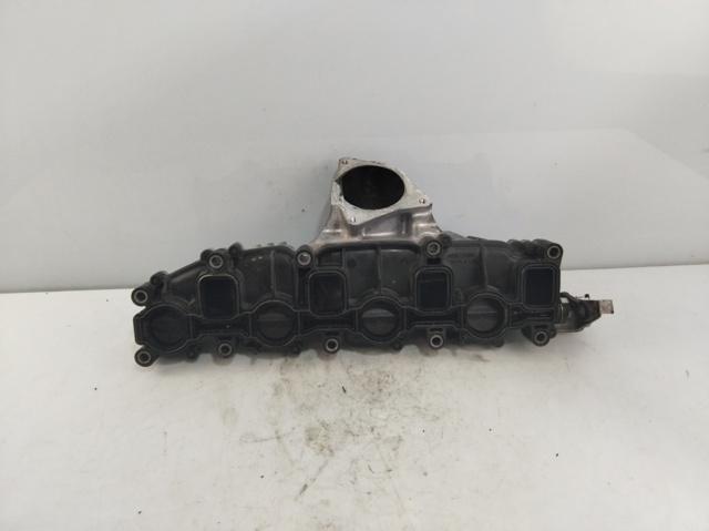 03L129711E VAG Colector de admisión  en stock Huelva