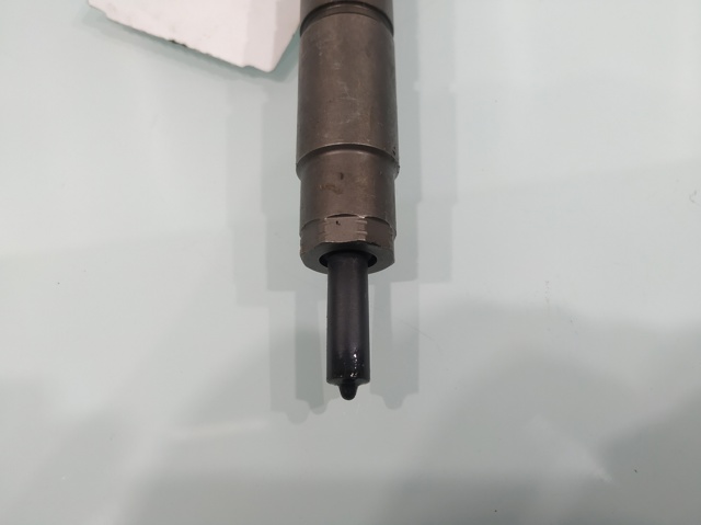 VAG 03L130277 Inyector de combustible  disponible Lugo