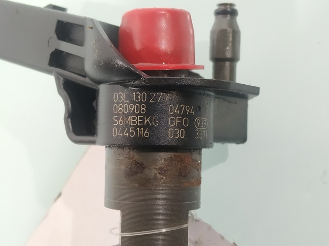 VAG 03L130277 Inyector de combustible  disponible Lugo