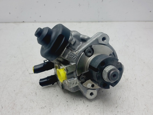 Bomba de inyección 03L130755 VAG