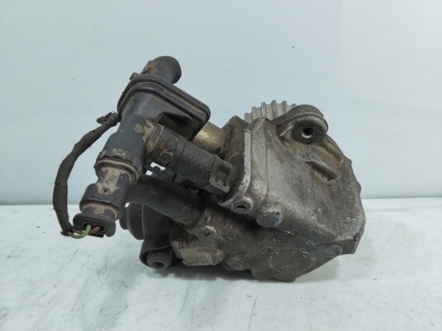 03L130755D Bomba inyectora comprar Almería