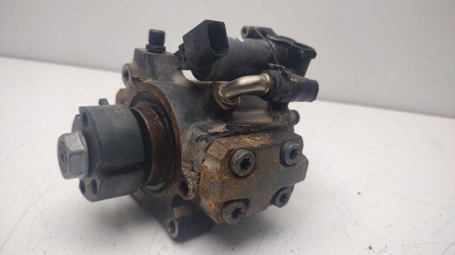 03L130755E Bomba inyectora comprar Almería