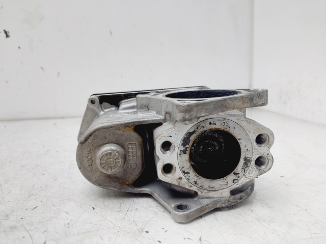 03L131501E Válvula EGR de recirculación de gases  disponible Burgos