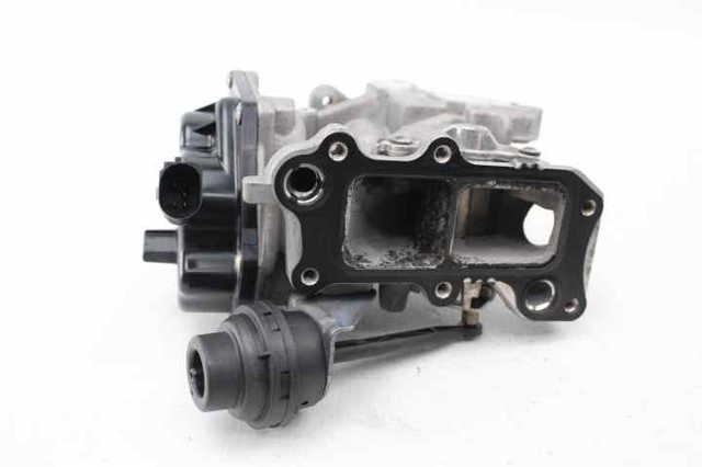 03L131512DN Enfriador de recirculación de gases de escape EGR comprar Almería