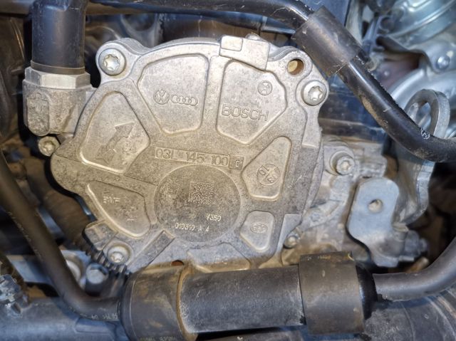 Comprar Bomba de vacío Audi Q3 8UB, 8UG a bajo precio